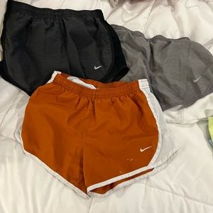Set of 3 size M GIRLS Nike Tempo shorts sold together